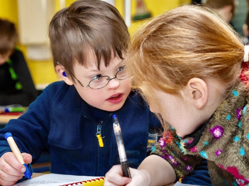 اوتیسم و روابط جنسی 2 اوتیسم و روابط جنسی چالش ها ونیاز های جنسی کودکان اوتیسم