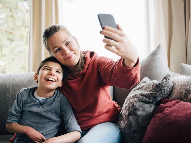 ارتباط سن والدین و اوتیسم 