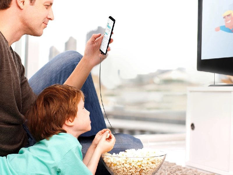 تاثیر تماشای تلویزیون و استفاده از موبایل بر اوتیسم
